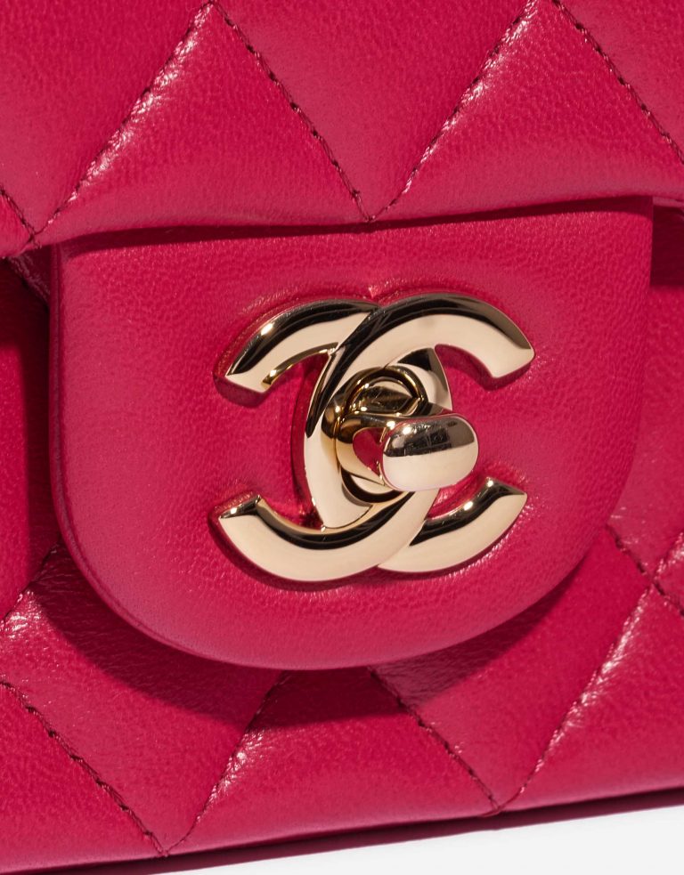 Pre-owned Chanel bag Timeless Mini Rectangular Lamb Raspberry Pink, Rose Closing System | Sell your designer bag on Saclab.com