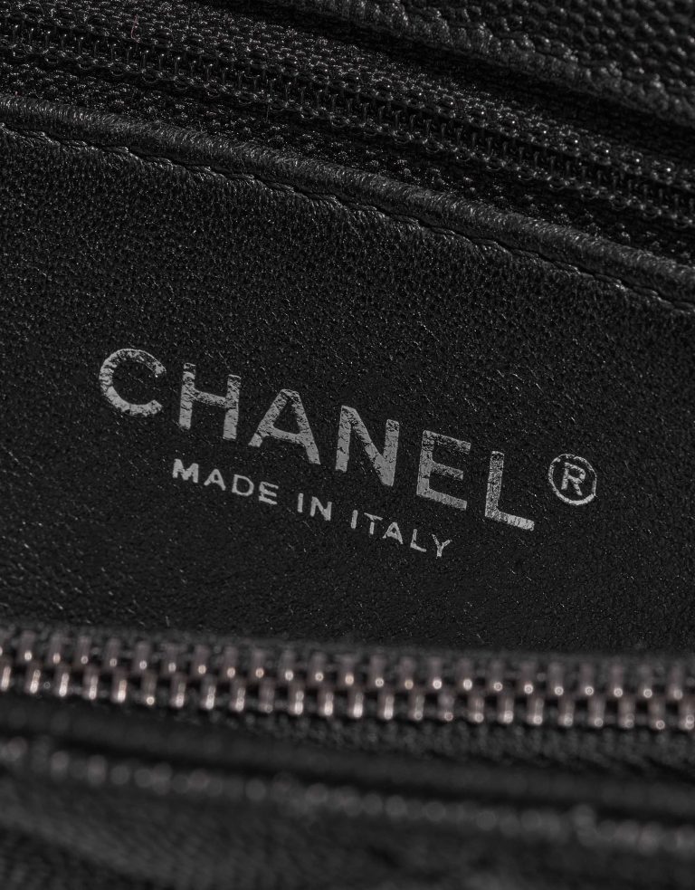 Pre-owned Chanel bag Timeless Handle Large Caviar Black / Burgundy Black Logo | Sell your designer bag on Saclab.com