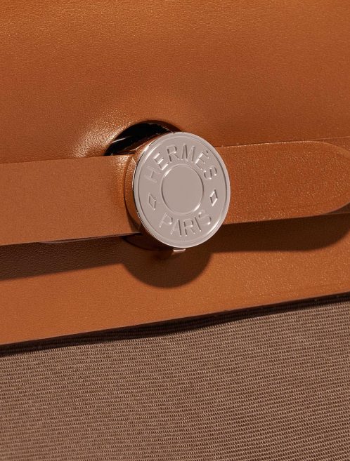 Pre-owned Hermès bag Herbag 31 Toile / Vache Hunter Etoupe-Dune / Fauve Brown Closing System | Sell your designer bag on Saclab.com