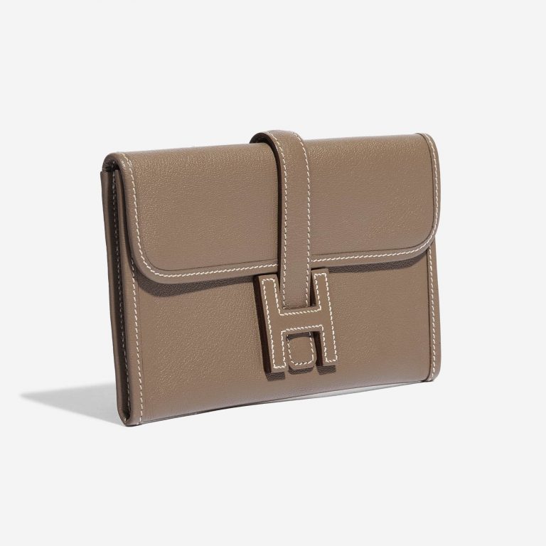 Pre-owned Hermès bag Jige Clutch Mini Chevre Etoupe Brown Side Front | Sell your designer bag on Saclab.com
