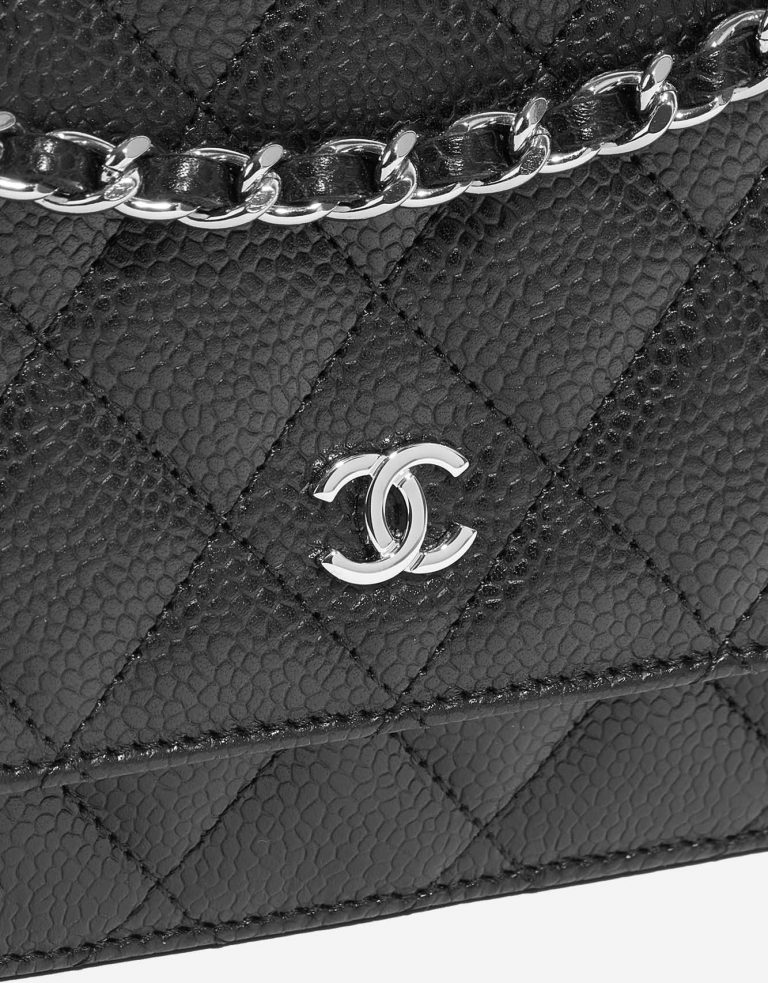 Pre-owned Chanel bag Timeless WOC Caviar Black Black Closing System | Sell your designer bag on Saclab.com