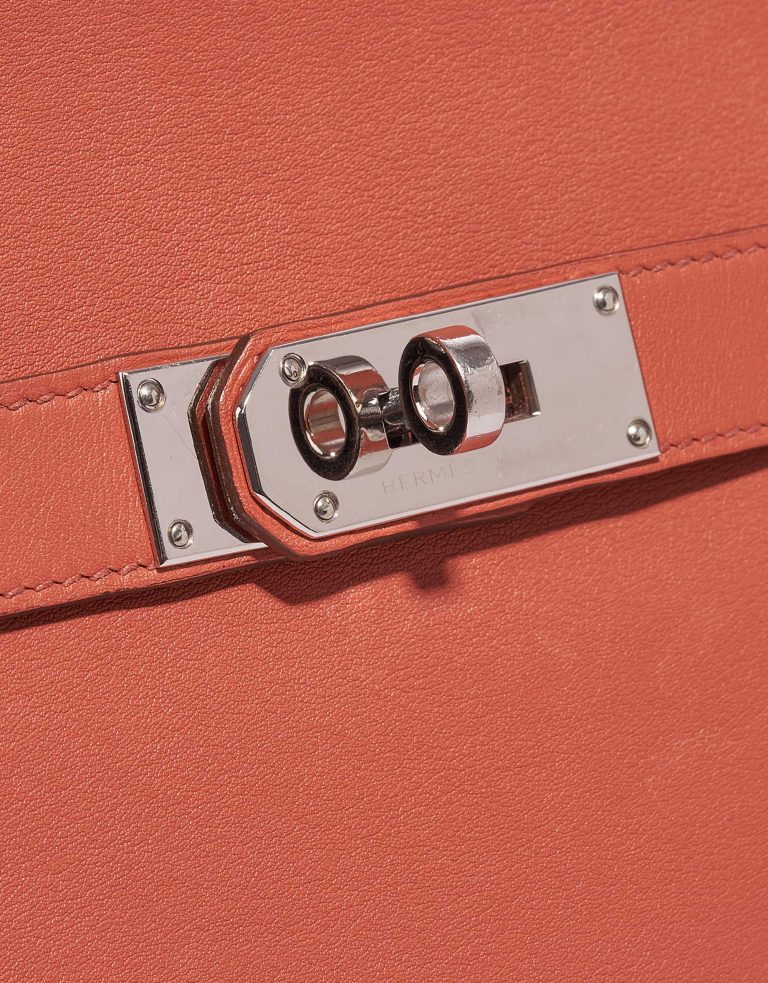 A Hermès Jypsiere 28 in Bougainvillier, sold on saclab.com