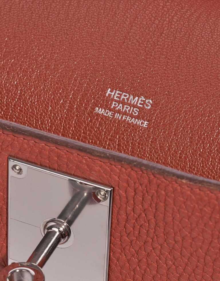 Pre-owned Hermès bag Jypsière 31 Clemence / Swift Bougainvillier Red Logo | Sell your designer bag on Saclab.com