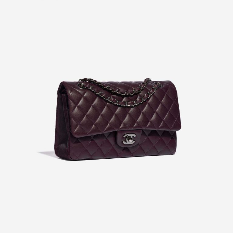 Pre-owned Chanel bag Timeless Medium Lamb Aubergine Purple Violet Side Front | Sell your designer bag on Saclab.com