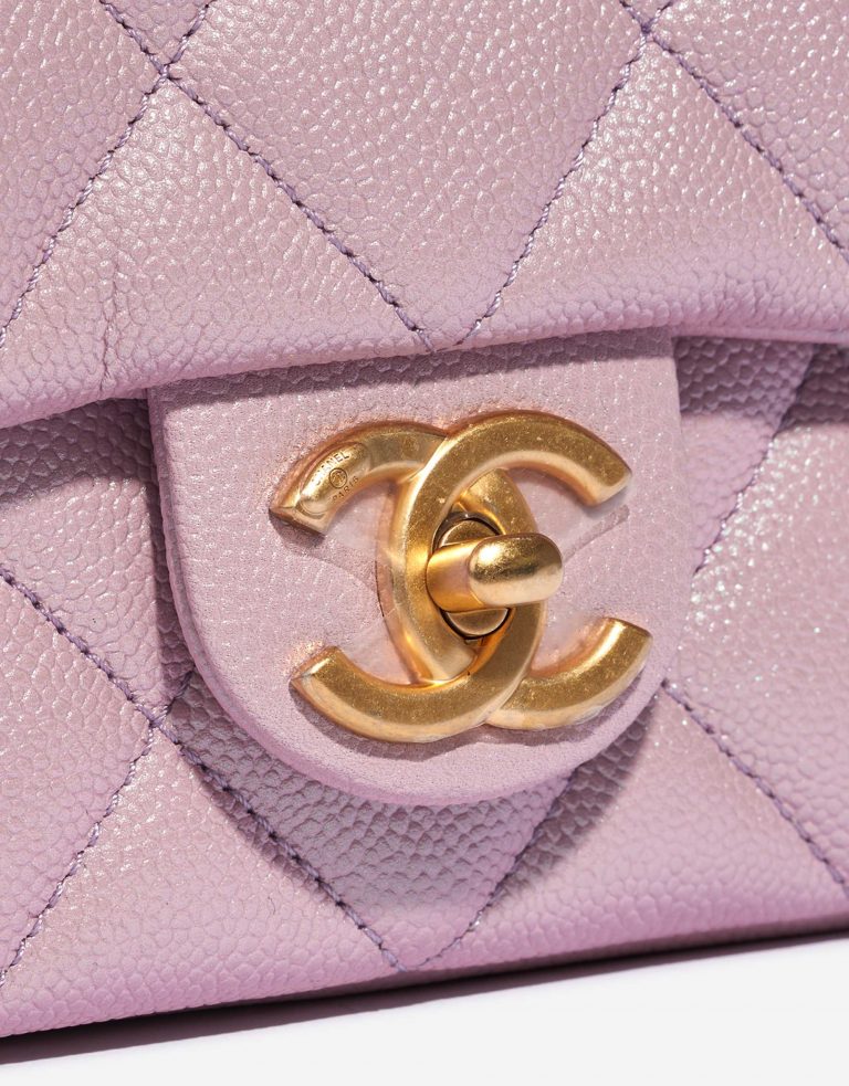 Pre-owned Chanel bag Timeless 21K Square Caviar Lilac Adjustable Violet Closing System | Sell your designer bag on Saclab.com
