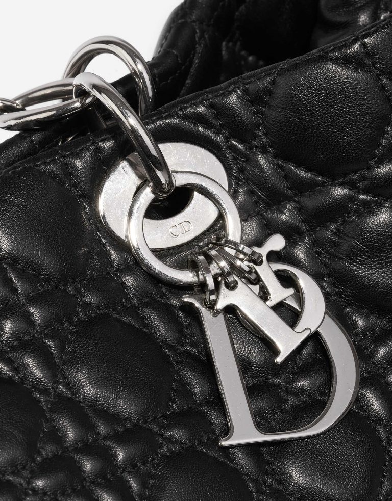 Pre-owned Dior bag Shopper Medium Lamb Black Black Closing System | Sell your designer bag on Saclab.com
