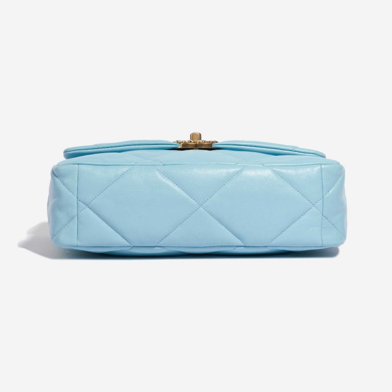 Pre-owned Chanel bag 19 Large Flap Bag Lamb Tiffany Blue Blue Bottom | Sell your designer bag on Saclab.com