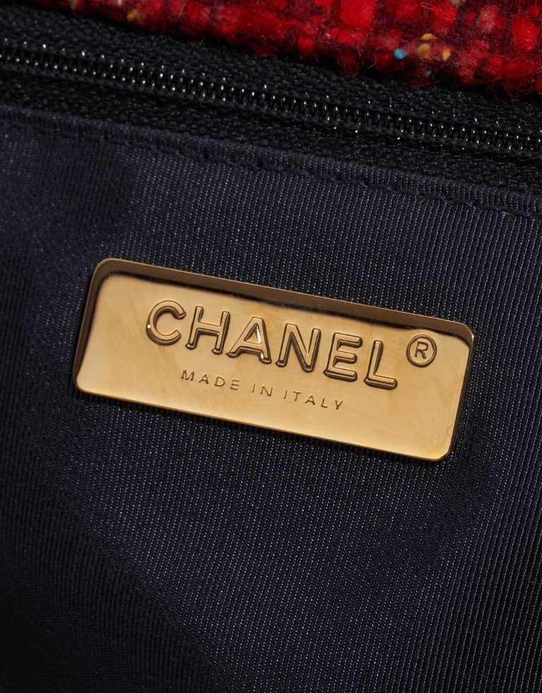 Pre-owned Chanel bag 19 Flap Bag Tweed Multicolor Multicolour Logo | Sell your designer bag on Saclab.com