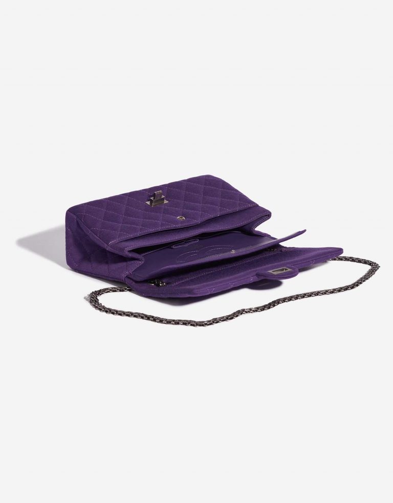 Pre-owned Chanel bag 2.55 Reissue 226 Cotton Purple Violet Inside | Sell your designer bag on Saclab.com