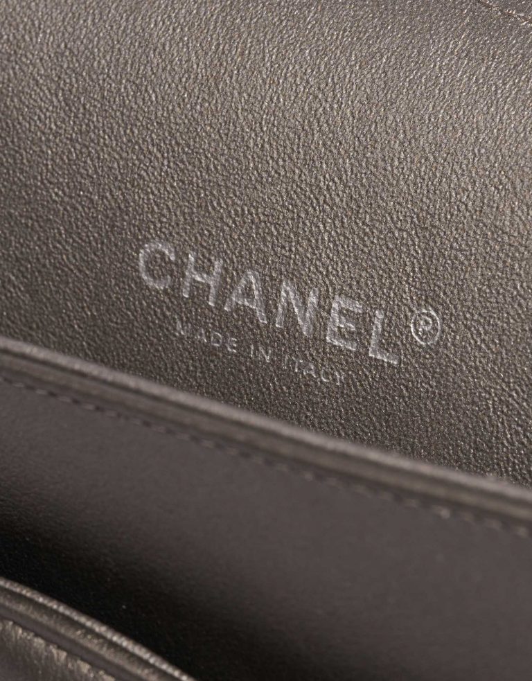 Pre-owned Chanel bag Timeless Maxi Lamb Silver Grey Grey, Silver Logo | Sell your designer bag on Saclab.com