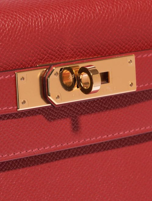 Pre-owned Hermès bag Kelly 28 Epsom Rouge Casaque Red Front | Sell your designer bag on Saclab.com