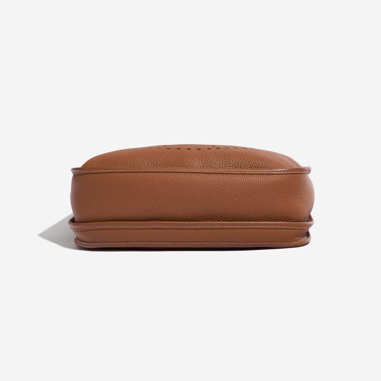 Pre-owned Hermès bag Evelyne 33 Taurillon Clemence Gold Brown Bottom | Sell your designer bag on Saclab.com