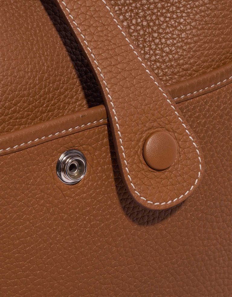 Pre-owned Hermès bag Evelyne 33 Taurillon Clemence Gold Brown Closing System | Sell your designer bag on Saclab.com