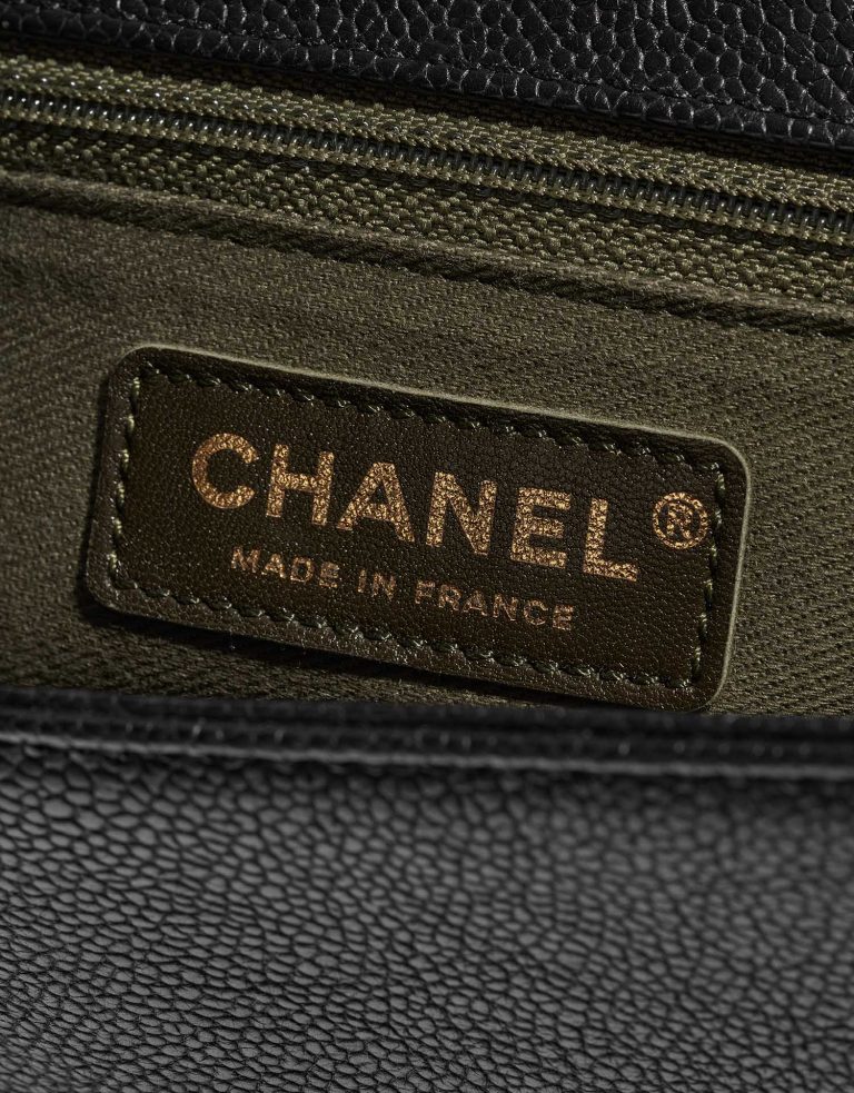 Pre-owned Chanel bag Boy Old Medium Caviar Black Black Logo | Sell your designer bag on Saclab.com