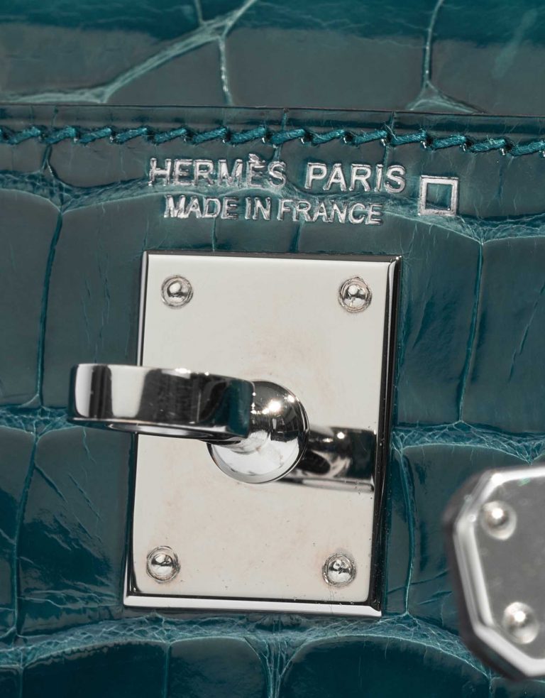 Pre-owned Hermès bag Kelly Mini Alligator Vert Bosphore Blue Logo | Sell your designer bag on Saclab.com