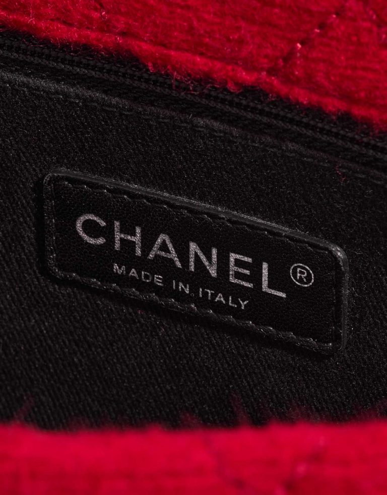 Pre-owned Chanel bag Timeless Medium Tweed Red Red Logo | Sell your designer bag on Saclab.com