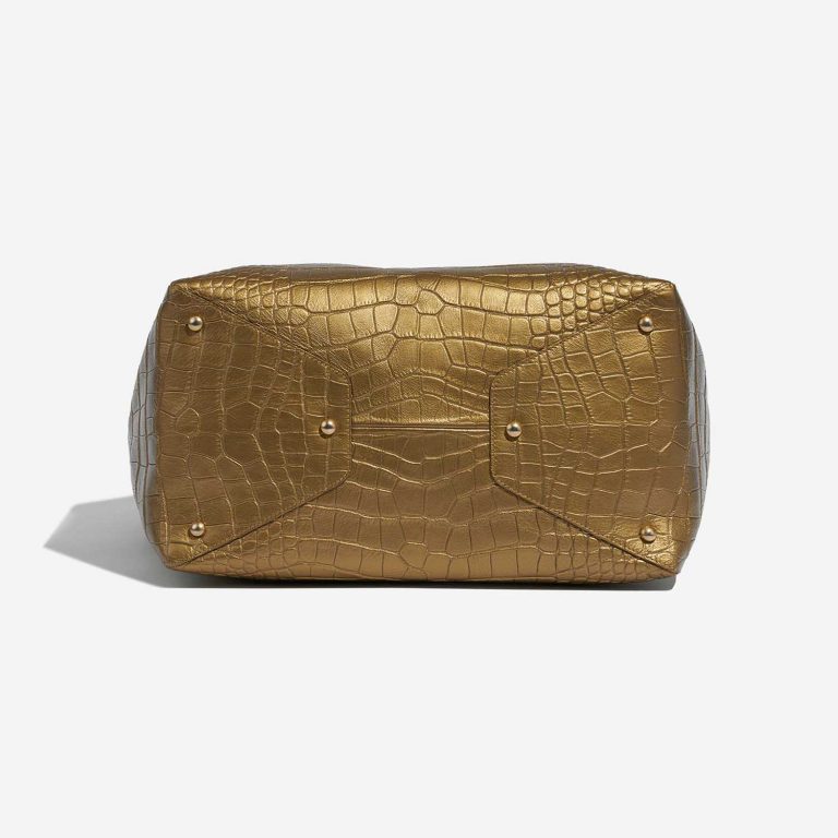 Pre-owned Chanel bag Shopping Tote Calf Gold Gold Bottom | Sell your designer bag on Saclab.com