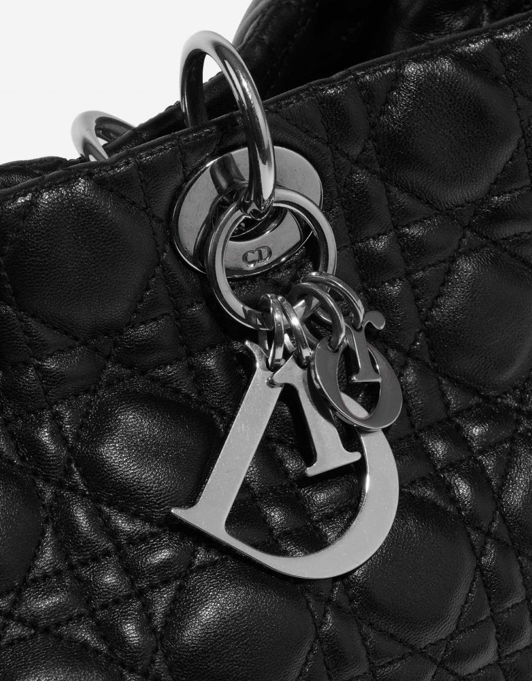 Pre-owned Dior bag Shopper Lamb Black Black Closing System | Sell your designer bag on Saclab.com