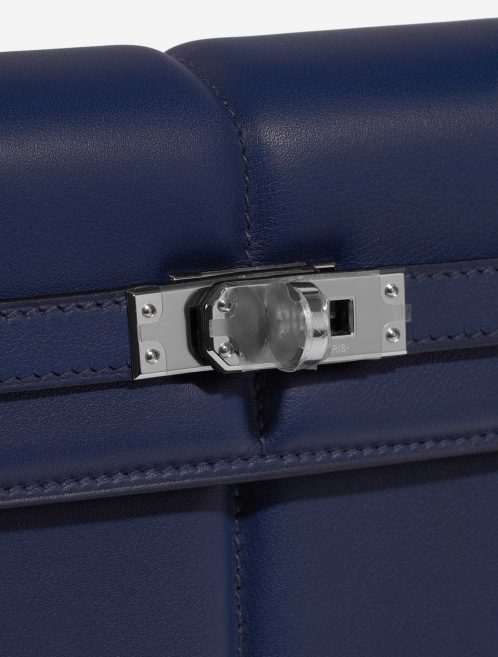 Pre-owned Hermès bag Kelly Padded 25 Swift Blue Saphire Blue Closing System | Sell your designer bag on Saclab.com