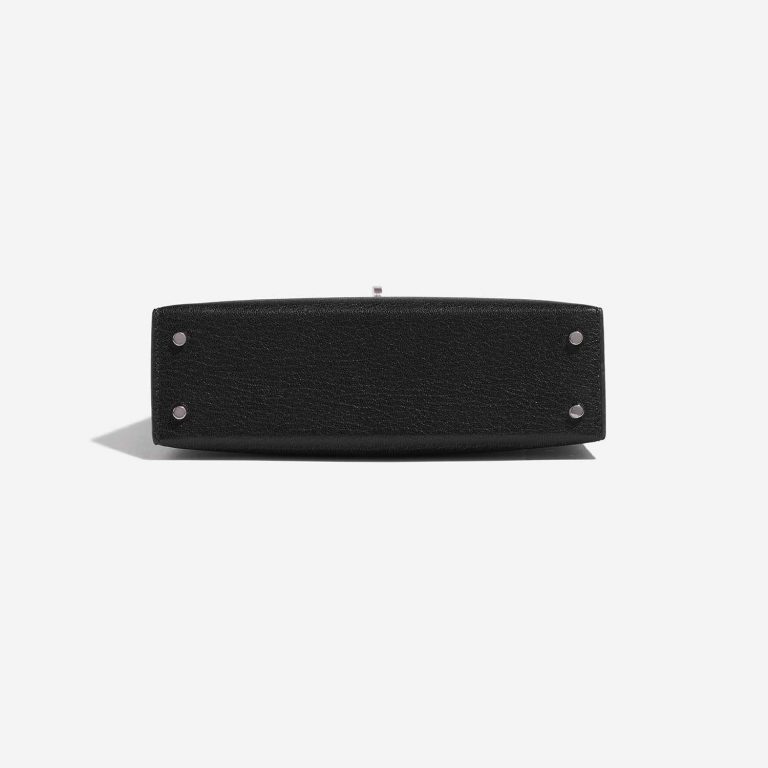 Pre-owned Hermès bag Kelly Mini Chèvre Chamkila Black Black Bottom | Sell your designer bag on Saclab.com