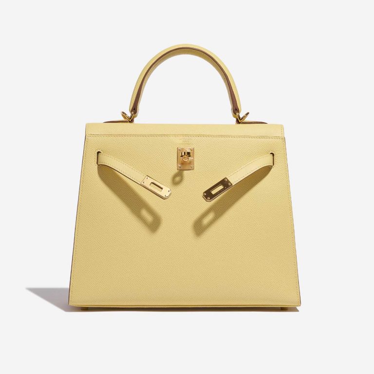 Pre-owned Hermès bag Kelly 25 Epsom Jaune Poussin Yellow Front Open | Sell your designer bag on Saclab.com