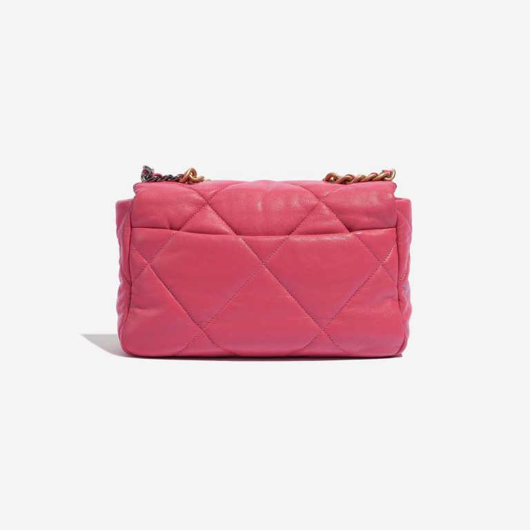 Pre-owned Chanel bag 19 Flap Bag Lamb Pink Pink Back | Sell your designer bag on Saclab.com