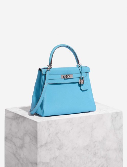 Pre-owned Hermès bag Kelly HSS 28 Togo Blue du Nord / Gris Perle Blue Side Front | Sell your designer bag on Saclab.com