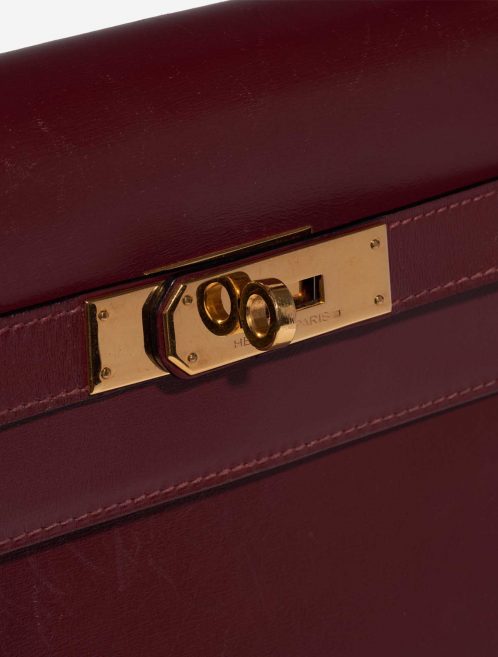 Pre-owned Hermès bag Vintage Kelly 32 Box Rouge H Red Closing System | Sell your designer bag on Saclab.com