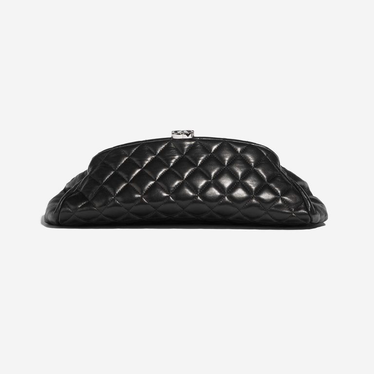 Pre-owned Chanel bag Timeless Clutch Lamb Black Black Front | Sell your designer bag on Saclab.com
