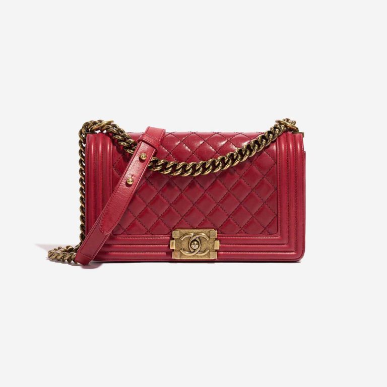 Pre-owned Chanel bag Boy Old Medium Lamb Red Red Front | Sell your designer bag on Saclab.com