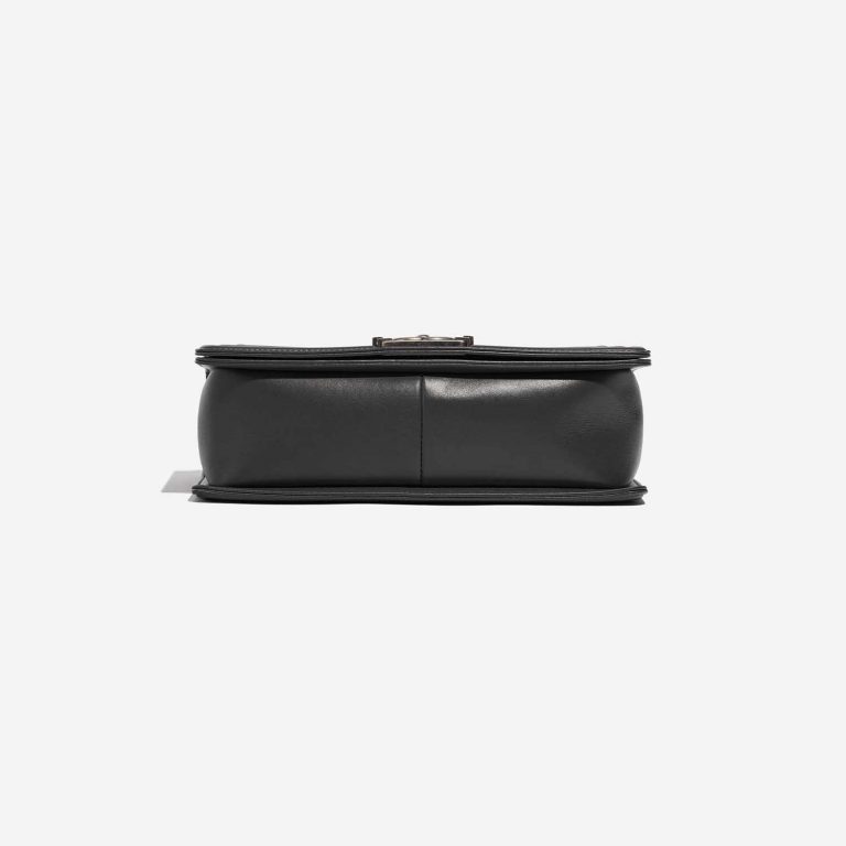 Pre-owned Chanel bag Boy Old Medium Lamb Dark Grey Grey Bottom | Sell your designer bag on Saclab.com