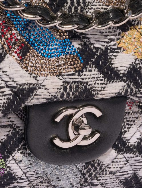 Pre-owned Chanel bag Timeless Jumbo Tweed / Rhinestone Multicolour Multicolour Closing System | Sell your designer bag on Saclab.com