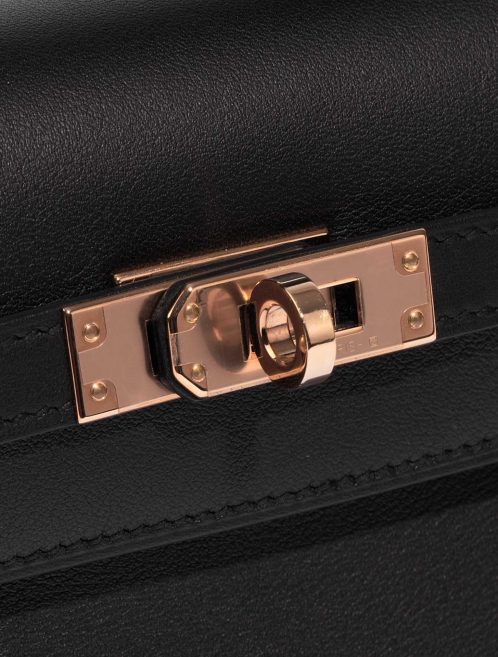 Pre-owned Hermès bag Kelly Pochette Swift Black Black Closing System | Sell your designer bag on Saclab.com