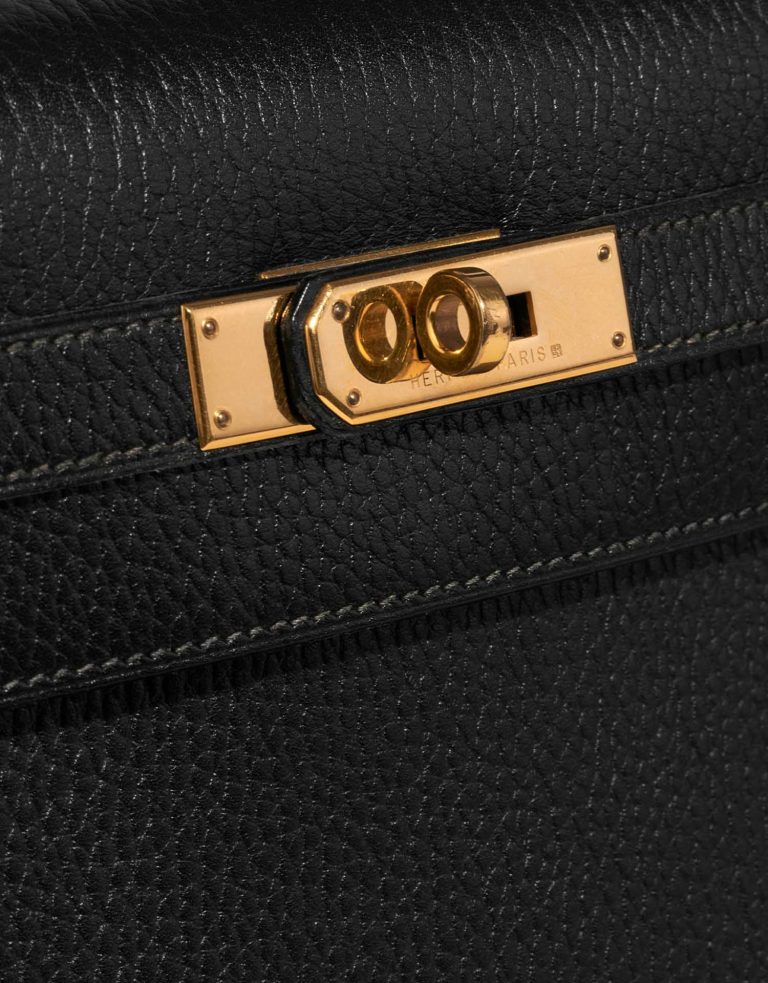 Pre-owned Hermès bag Kelly 32 Ardennes Black Black Closing System | Sell your designer bag on Saclab.com