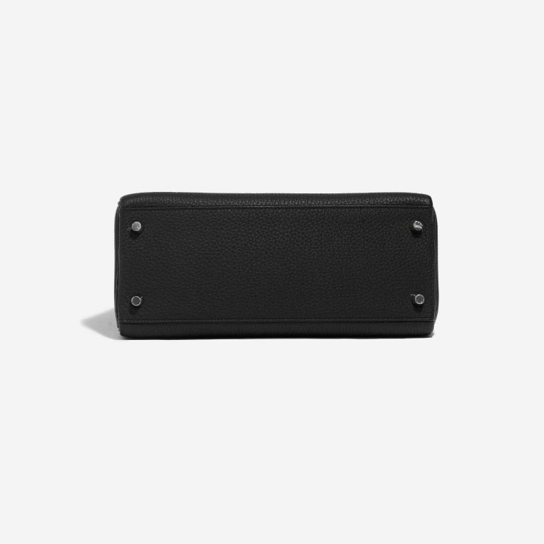 Pre-owned Hermès bag Kelly 28 Togo Black Black Bottom | Sell your designer bag on Saclab.com