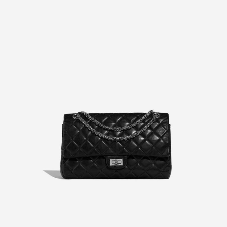 Pre-owned Chanel bag 2.55 Reissue 226 Lamb Black Black Front | Sell your designer bag on Saclab.com