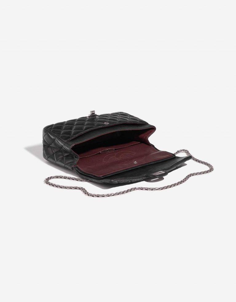 Pre-owned Chanel bag 2.55 Reissue 226 Lamb Black Black Inside | Sell your designer bag on Saclab.com