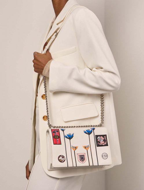 Dior Diorama Medium CremeMulticolor Sizes Worn | Sell your designer bag on Saclab.com