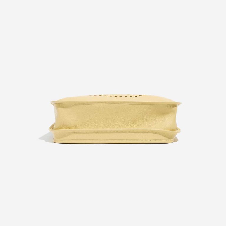 Pre-owned Hermès bag Evelyne 33 Epsom Jaune Poussin Yellow Bottom | Sell your designer bag on Saclab.com