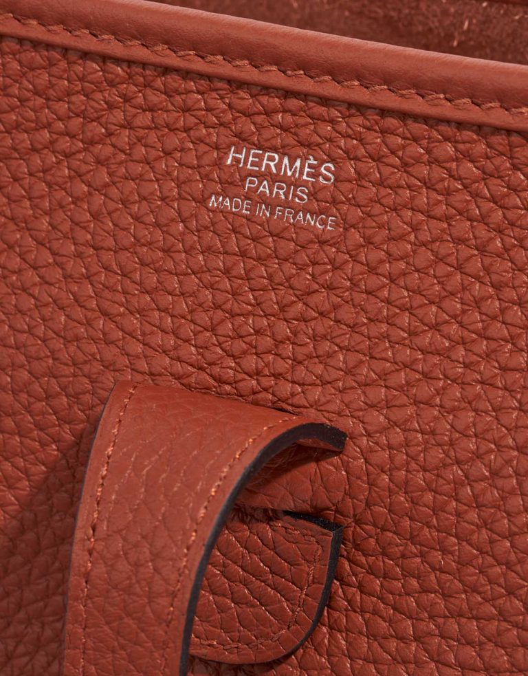 Pre-owned Hermès bag Evelyne 29 Taurillon Clemence Cuivre Orange Logo | Sell your designer bag on Saclab.com