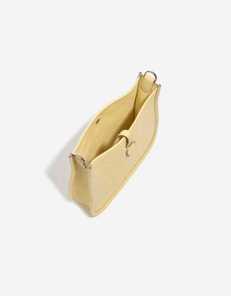 Pre-owned Hermès bag Evelyne 16 Taurillon Clemence Jaune Poussin Yellow Inside | Sell your designer bag on Saclab.com