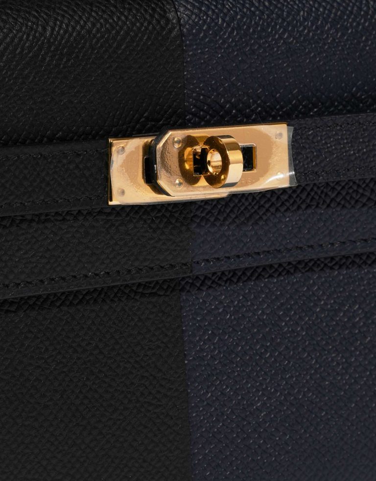 Pre-owned Hermès bag Kelly ToGo Black-BleuIndigo-BleuFrida Closing System | Sell your designer bag on Saclab.com