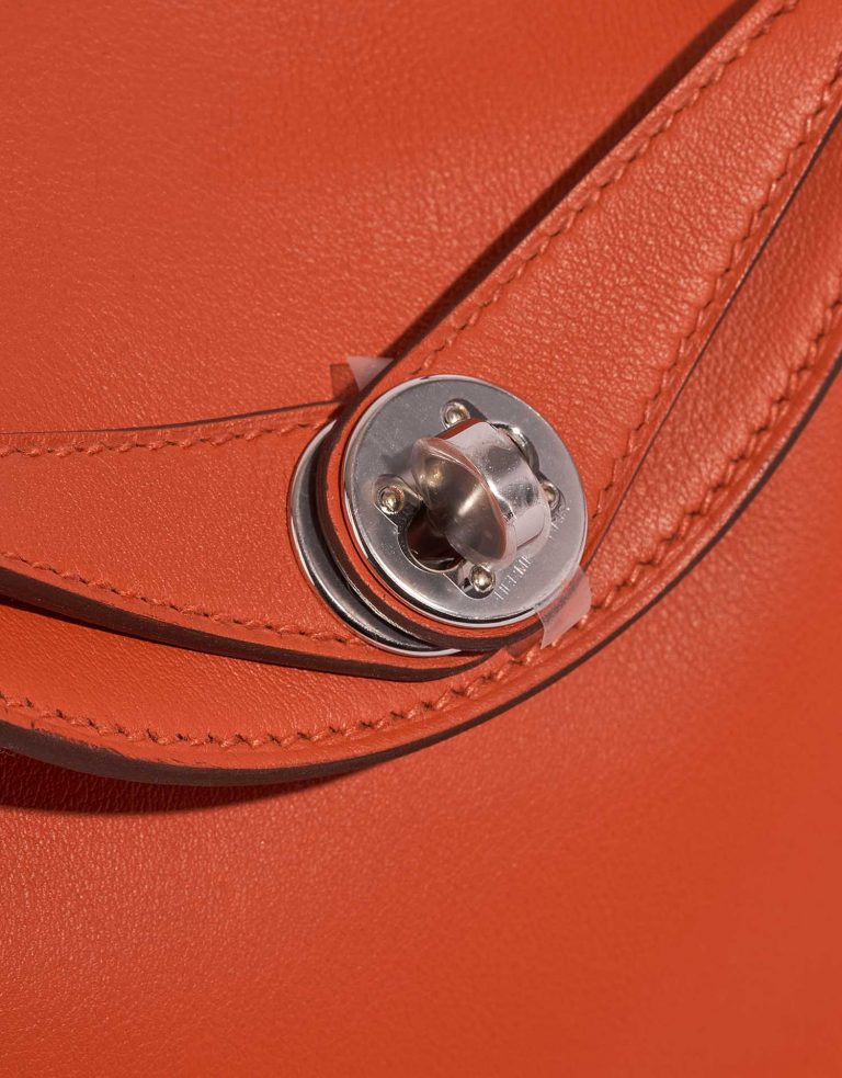 Pre-owned Hermès bag Lindy 20 Mini Swift Terre Battue / Capucine Orange Closing System | Sell your designer bag on Saclab.com