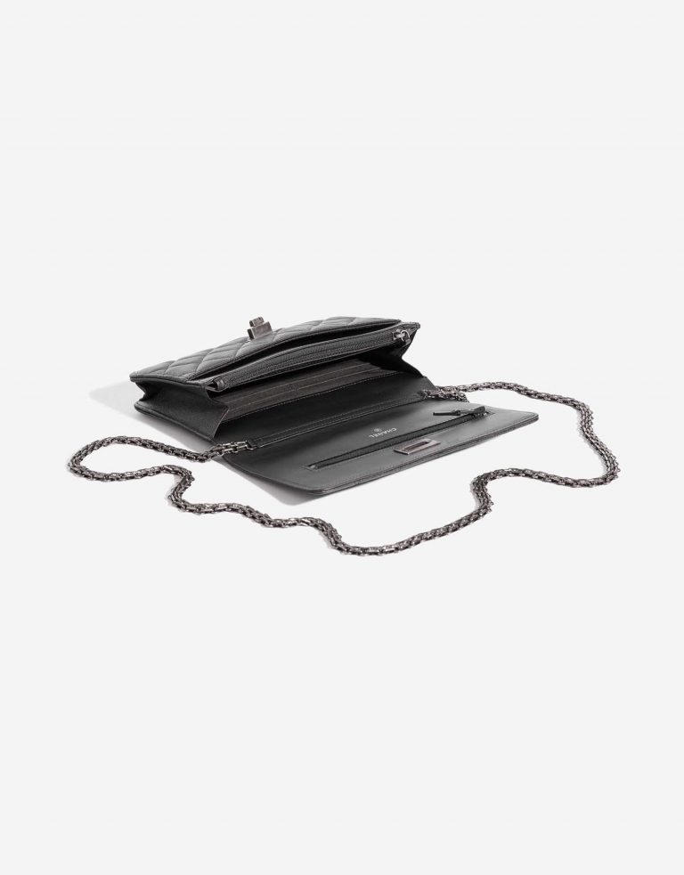 Pre-owned Chanel bag 2.55 Reissue WOC Lamb Anthracite Grey Inside | Sell your designer bag on Saclab.com