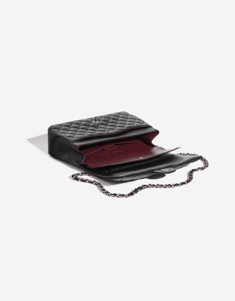 Pre-owned Chanel bag Timeless Maxi Black Inside | Sell your designer bag on Saclab.com