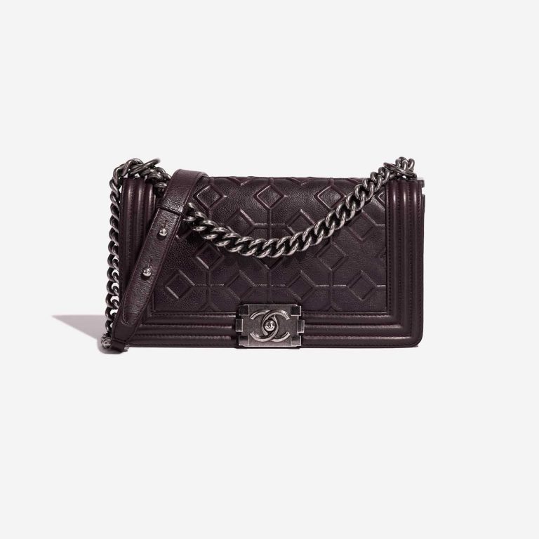 Pre-owned Chanel bag Boy Old Medium Calf Aubergine Violet Front | Sell your designer bag on Saclab.com