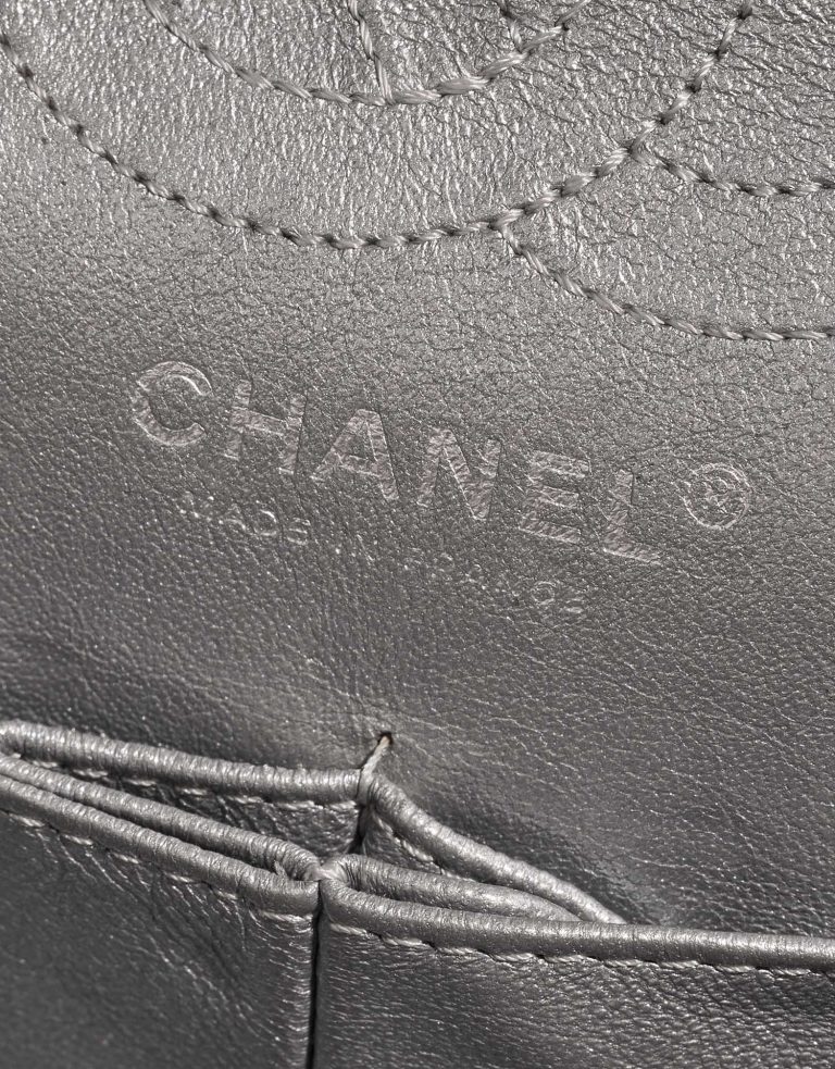 Chanel 255Reissue 224 Silver Logo  | Sell your designer bag on Saclab.com