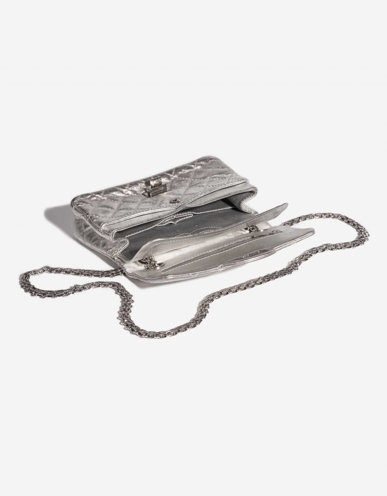 Chanel 255Reissue 224 Silver Inside  | Sell your designer bag on Saclab.com