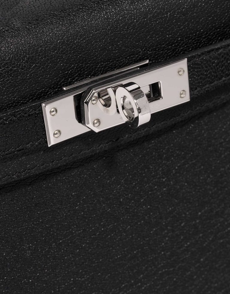 Hermès Kelly Mini Black Closing System  | Sell your designer bag on Saclab.com