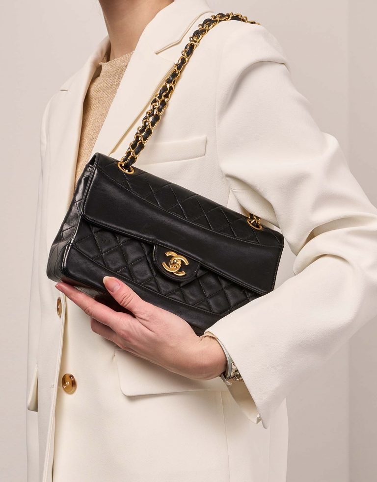 Chanel Timeless Small Black Sizes Worn | Sell your designer bag on Saclab.com